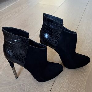 Sigerson Morrison Black Ankle Boots